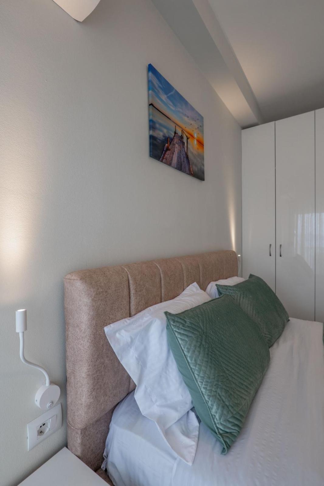 Esel Apartments Sarande Ngoại thất bức ảnh